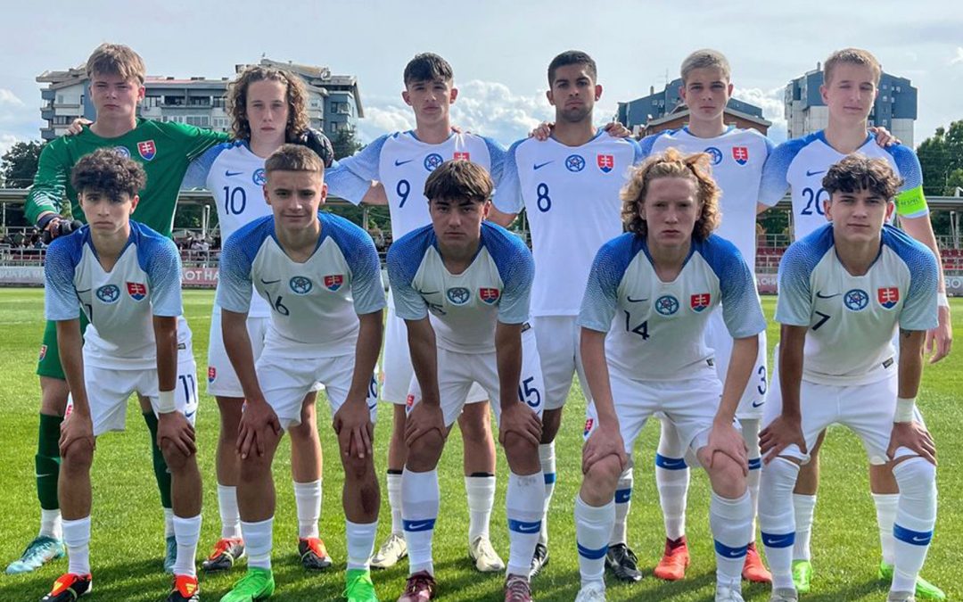 Daniel Dixon Celebrates Slovakian Selection